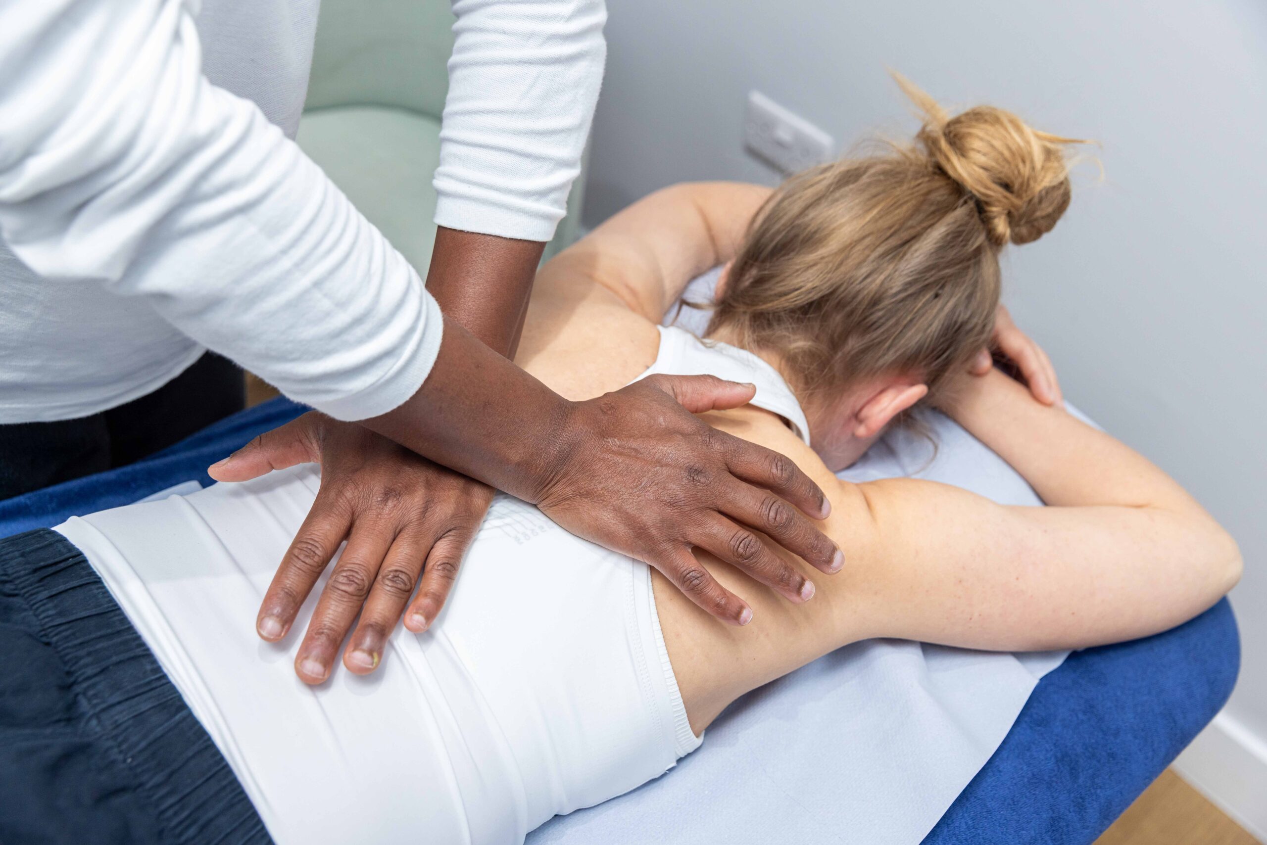 Back and neck pain treatment SW18